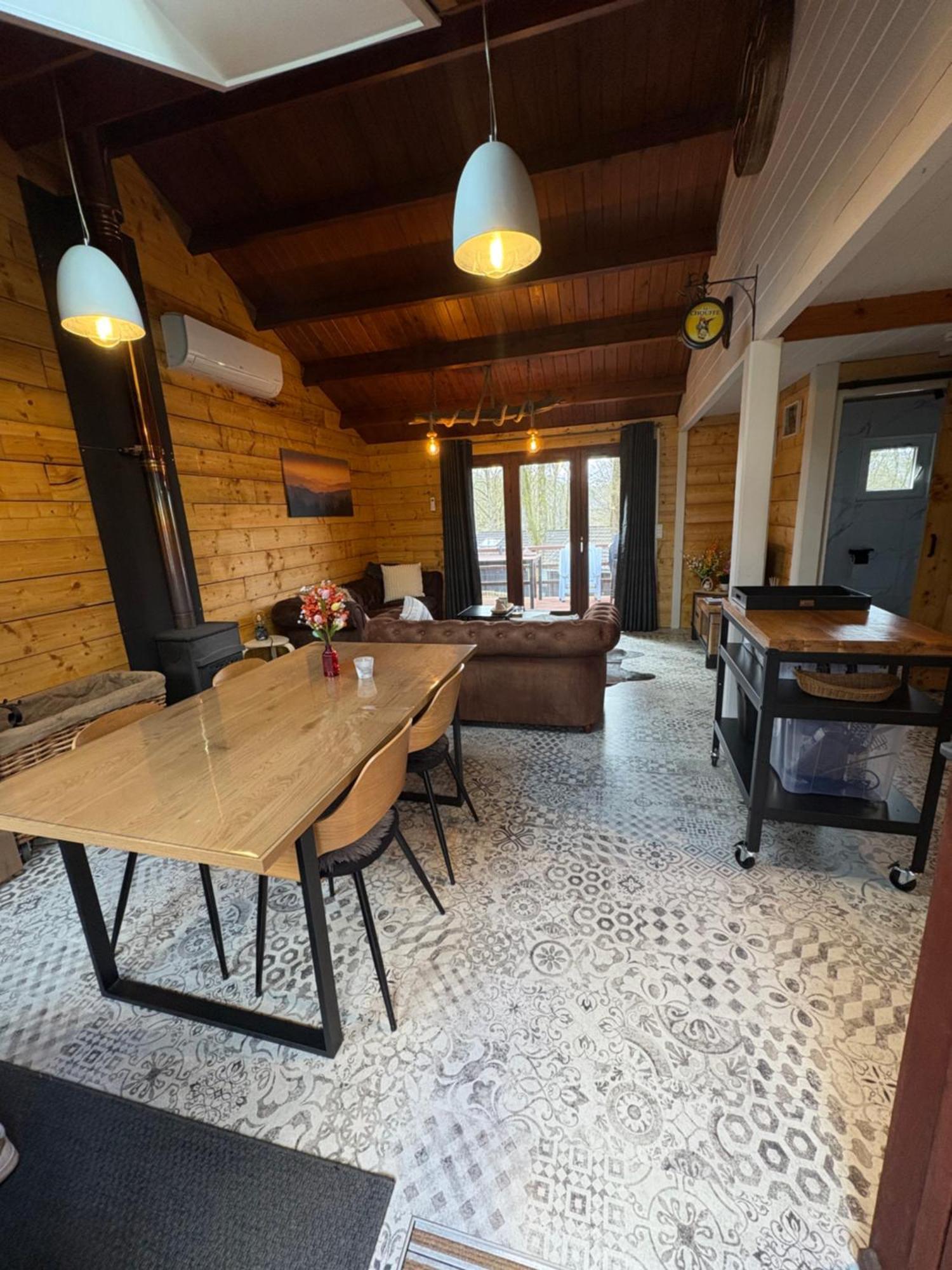 Chalet 9 La Boverie 伦德科斯 外观 照片